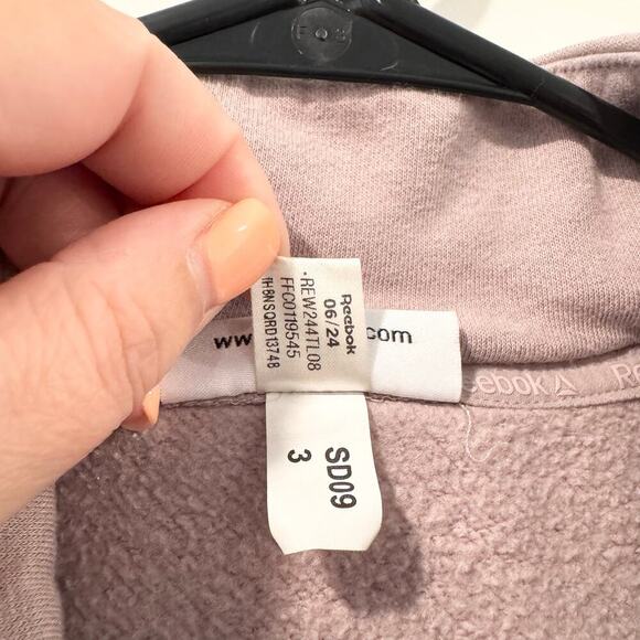 Reebok Pullover Purple Quarter Zip Cropped Womens Large Athleisure Comfy - Picture 5 of 6